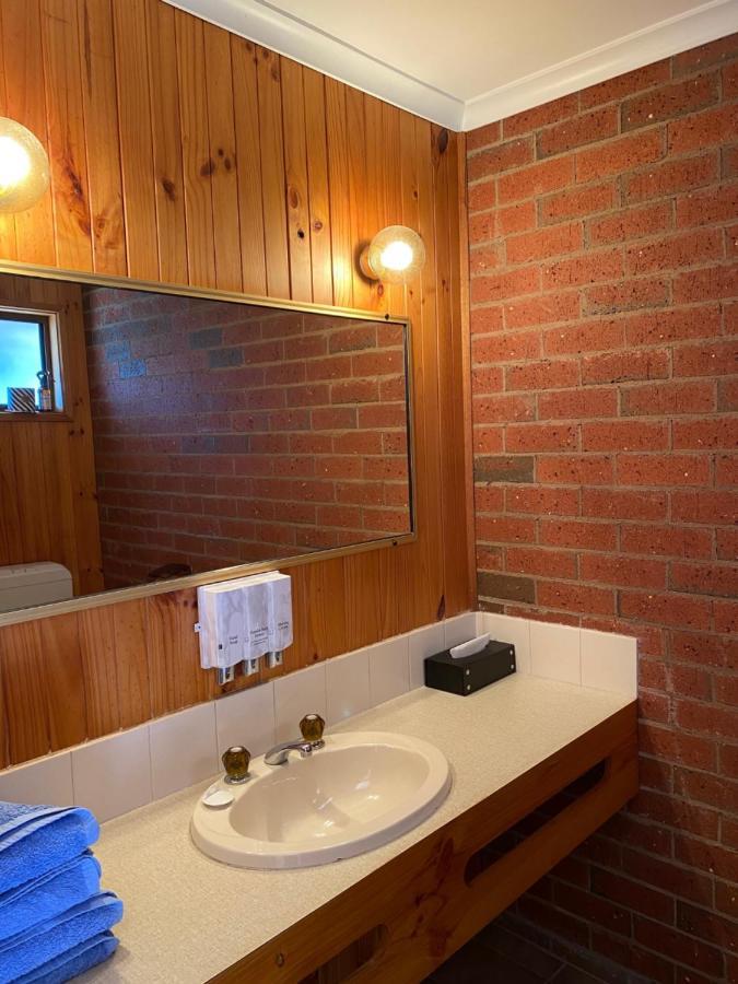 Country Roads Motel Peak Hill Eksteriør billede